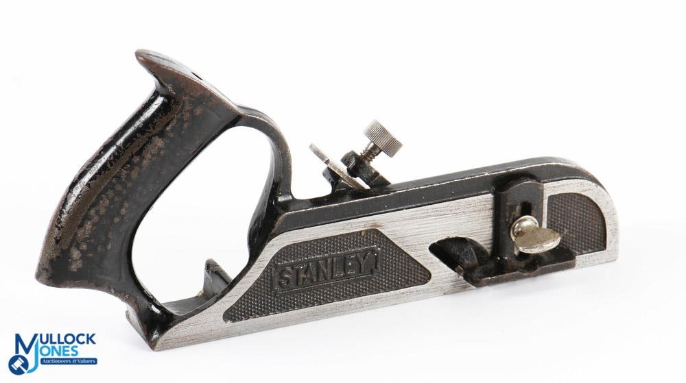 A USA Stanley No 191 Rabbet Plane with iron and depth stop, G condition overall - Image 2 of 2