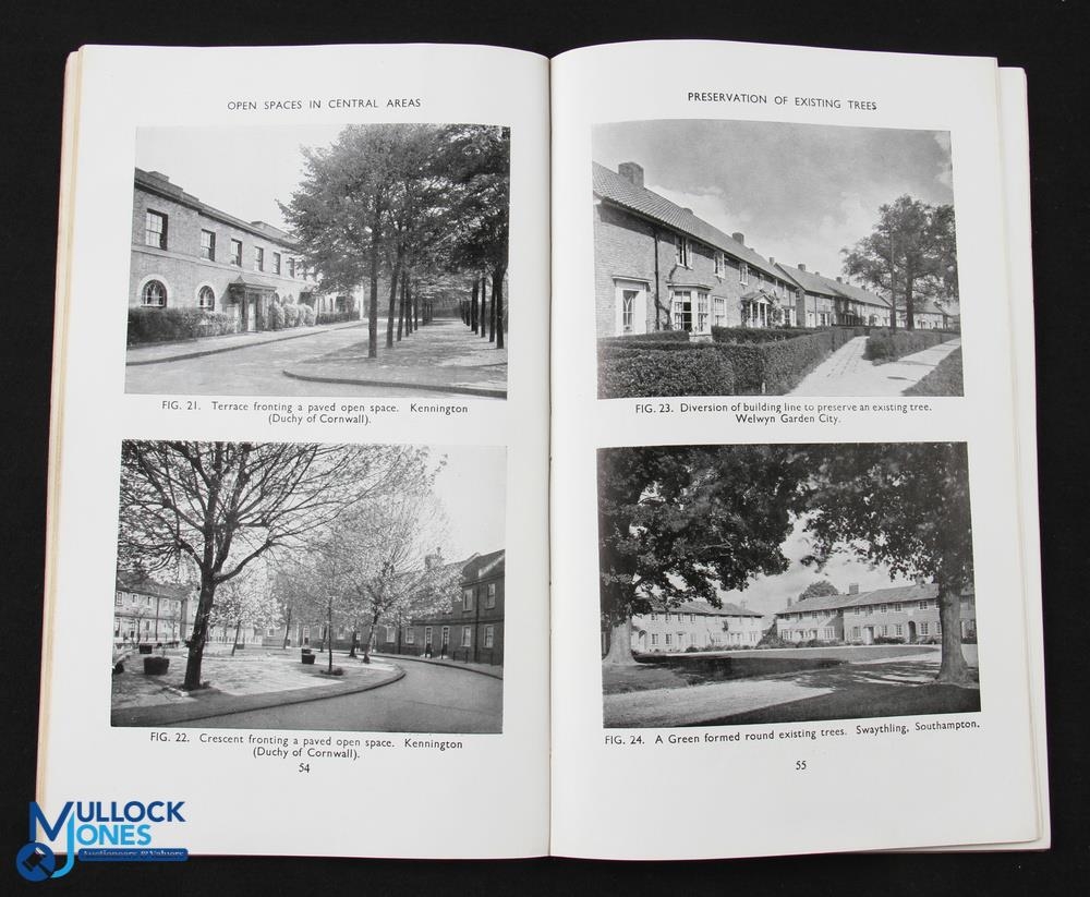 Housing Manual published for the Ministry of Works 1944. An extensive 104 page publishment with 24 - Image 2 of 3