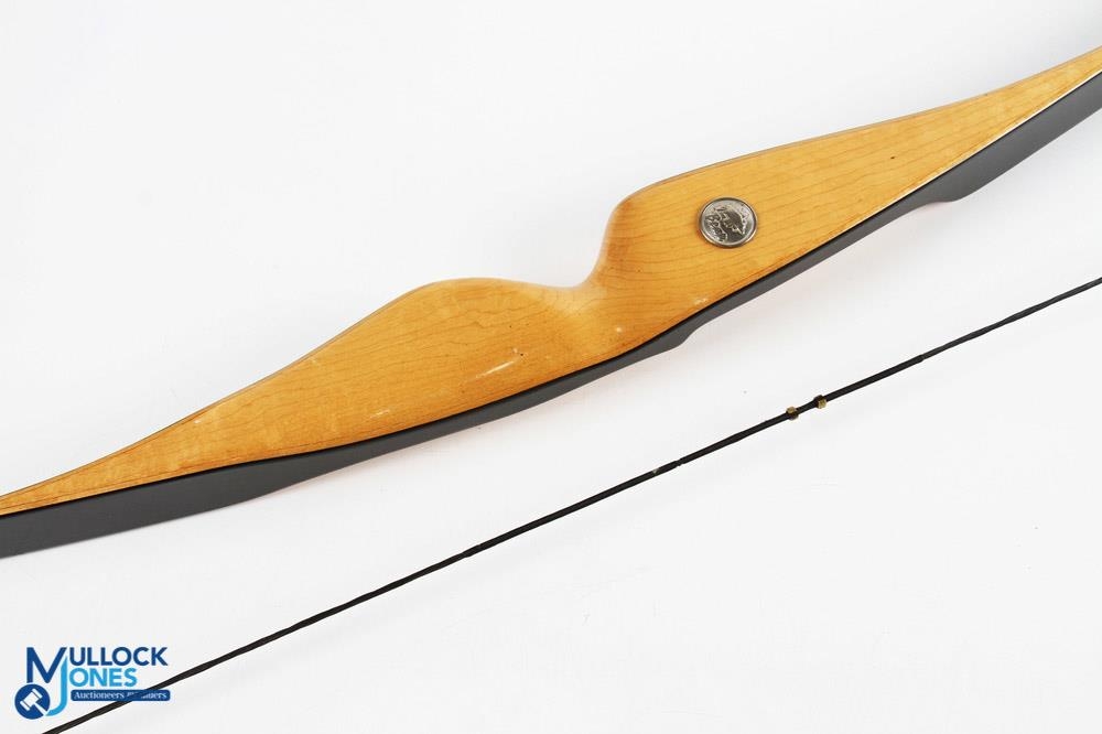 Vintage Bear Archery Black Bear Glass Powered Recurve Bow Amo 60 45# KL9008 made in Gainsville - Image 3 of 3