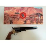 LLI PIETTA REPLICA 1851 PATTERN WESTERN NAVY REVOLVER with an 18.5cm barrel and wood grip, boxed