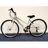 LADIES LAND ROVER COMMUTE 1.9 HYBRID SPORTS BIKE the 21 speed bike with white frame Note: The