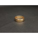 NINE CARAT GOLD BAND approximately 2.4 grams, ring size P-Q