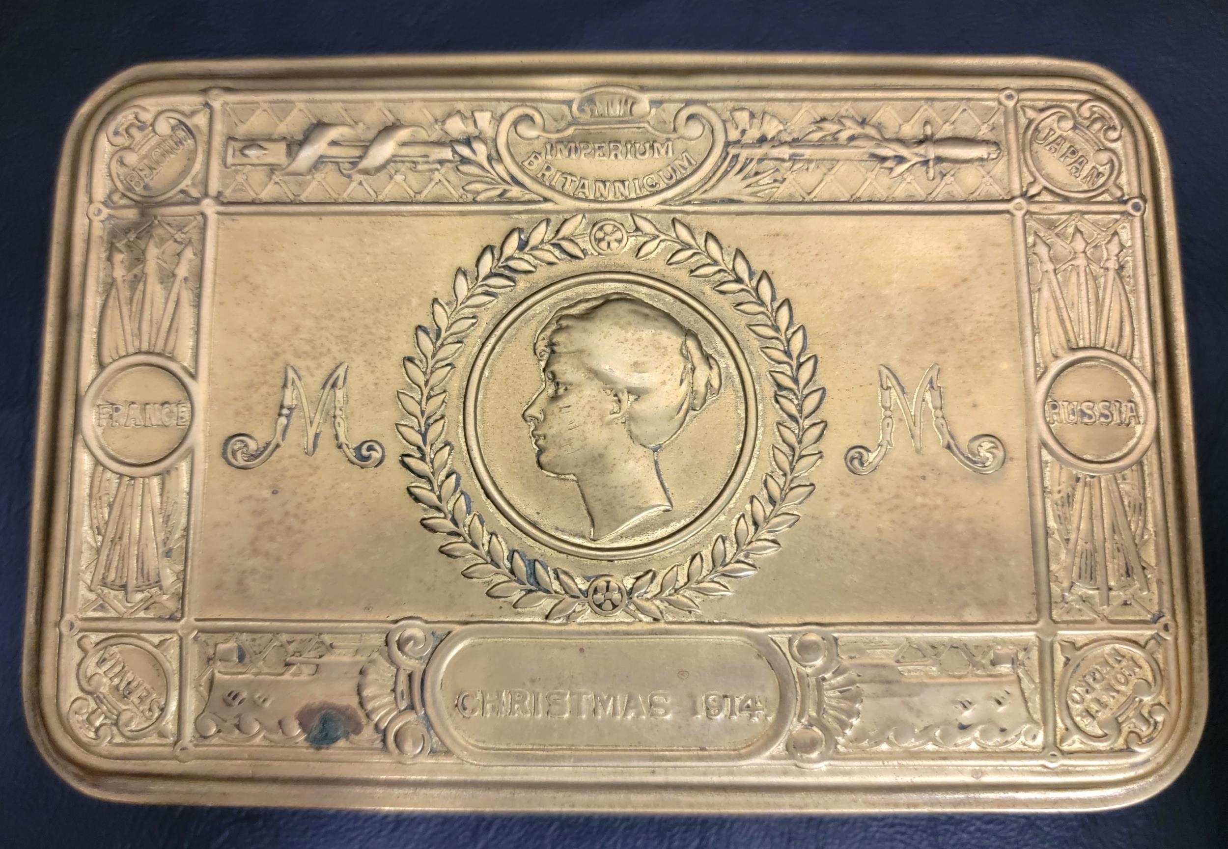 WWI BRASS CHRISTMAS TIN with embossed decoration and marked Christmas 1914