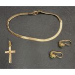 SMALL SELECTION OF GOLD JEWELLERY comprising a ten carat gold bracelet, a ten carat gold crucifix