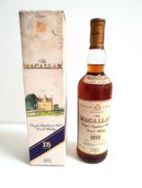 THE MACALLAN 18 YEAR OLD SINGLE HIGHLAND MALT SCOTCH WHISKY - 1976 bottled 1995. 70cl and 43%. Level