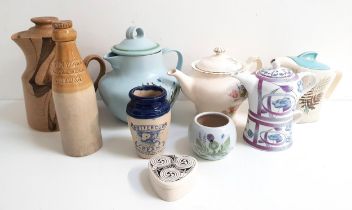 MIXED LOT OF CERAMICS comprising a Larbert Pottery coffee pot, 1950's J & G Meakin teapot, floral