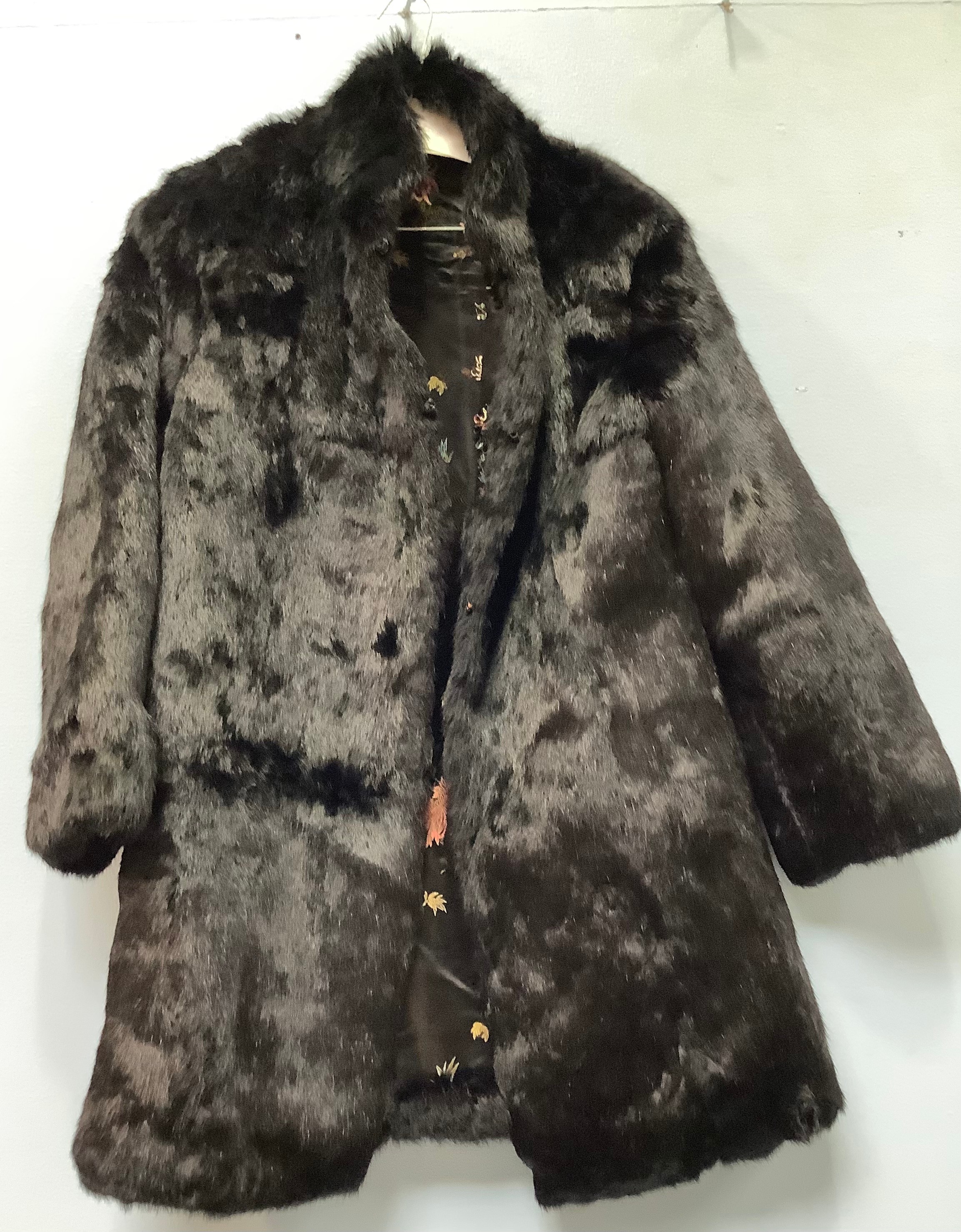 A three-quarter length light brown mink fur coat, probably from Hong Kong, a lady’s three-quarter - Image 4 of 6