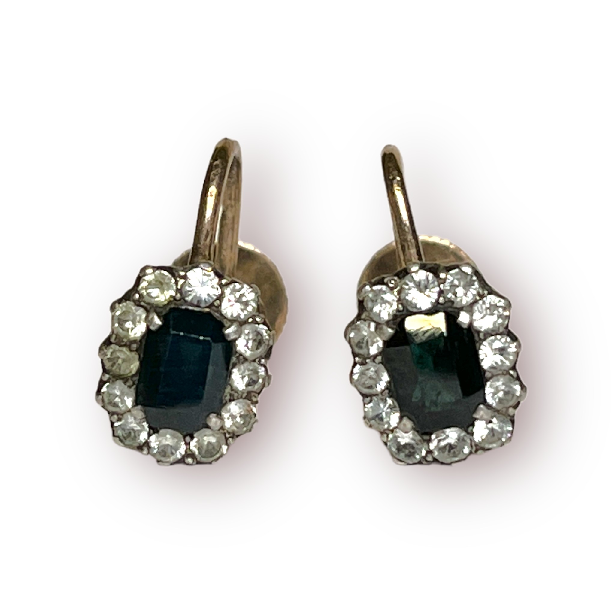 A pair of 9ct gold earrings, each with a rectangular shaped dark blue stone to the centre and 12 x - Image 2 of 4