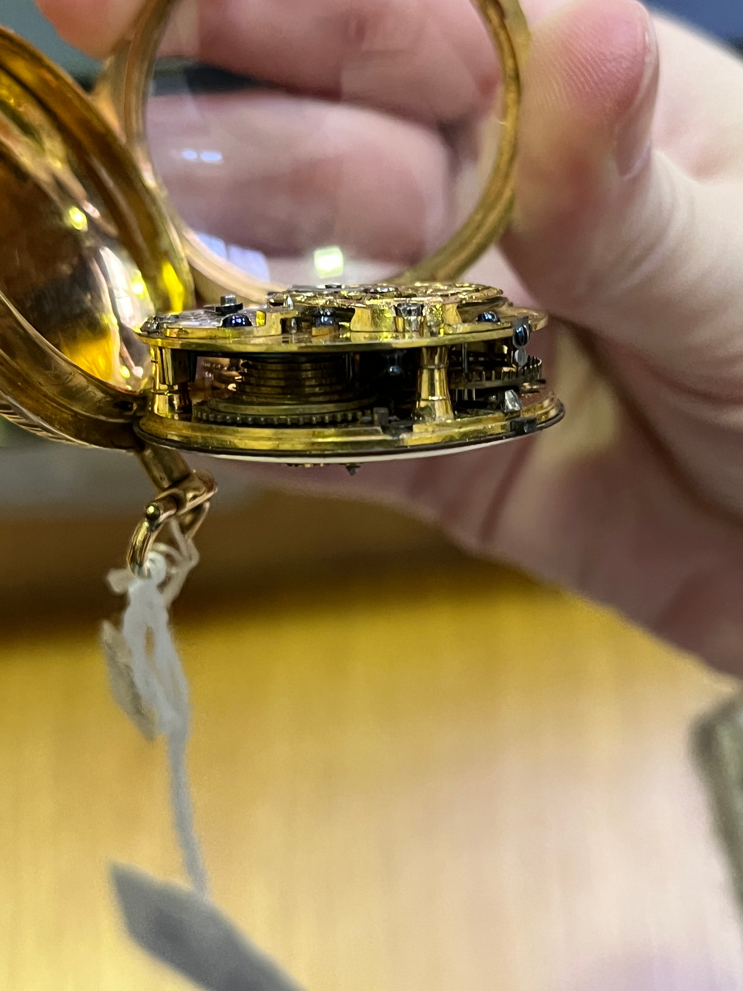 An 18th century French yellow metal (tests as 18ct gold) open-face verge pocket watch, the white - Image 6 of 7