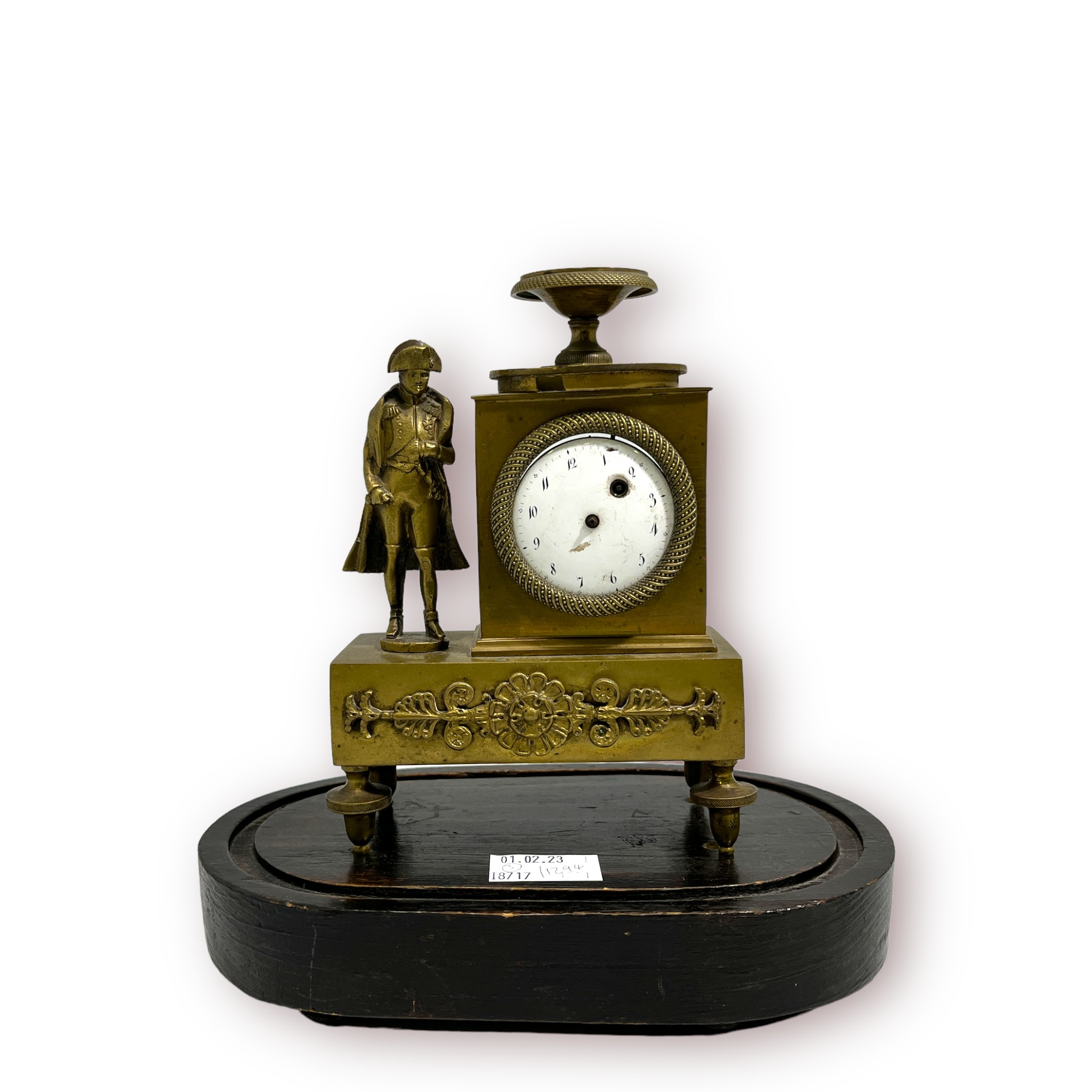 A large 18th/19th century French brass cased open-face verge pocket watch, the worked brass dial - Image 3 of 7