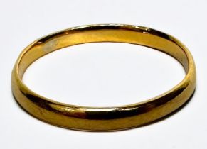 A 22ct gold wedding band, gross weight approximately 1.9g