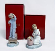 Two boxed Lladro 'The Night Before Christmas 2000' figures, including 'I love Christmas', no.