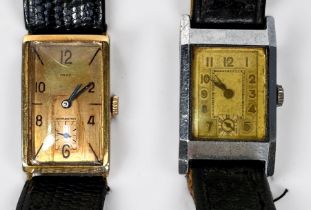 A 14ct gold cased Para wristwatch, the rectangular dial with alternating batons and Arabic