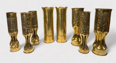 Four pairs of WW2 Brass Shell 'Trench Art' vases, 2x pairs of 105mm artillary shells and 2x pairs of