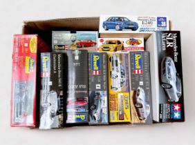 Ten assorted Mercedes-Benz plastic scale model kits, comprising Revell, Tamiya, Fujimi, etc., to