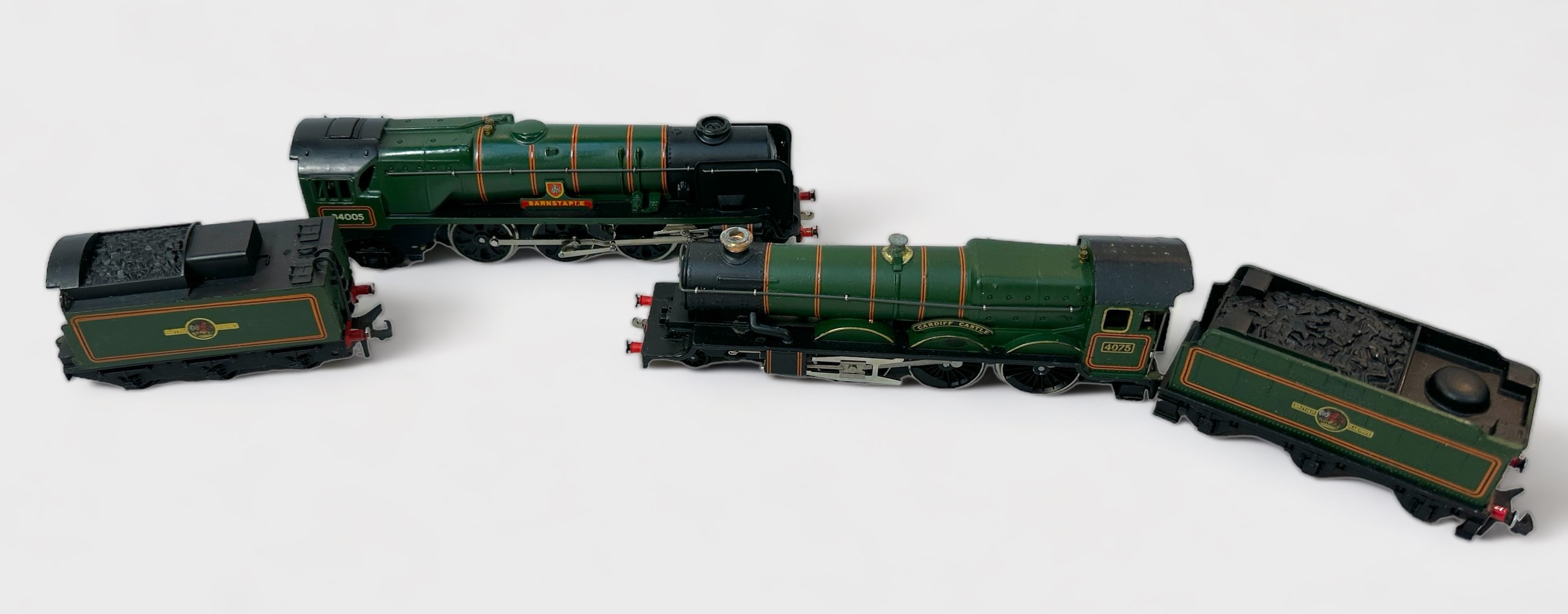 Two boxed Hornby-Dublo ‘OO’ gauge Locomotive and Tenders (2-Rail), comprising, 2235 4-6-2 S.R. - Image 2 of 2