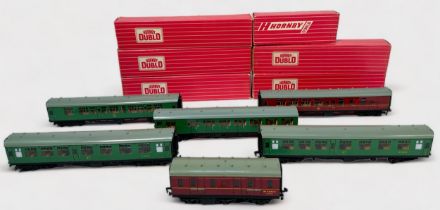 Six various boxed Hornby-Dublo rolling stock, coaches, etc., comprising, 4250 (Export) S.R. Electric