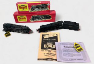 Two boxed Hornby-Dublo ‘OO’ gauge Locomotives and Tenders (2-Rail), comprising, 2224 2-8-0 8F