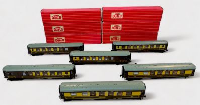 A collection of fourteen boxed Hornby-Dublo chocolate & cream Pullman Cars, comprising, four 4035 ‘