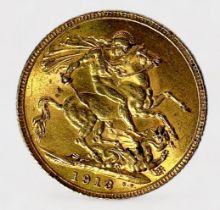 A George V Gold Sovereign, 1913, 8.00g
