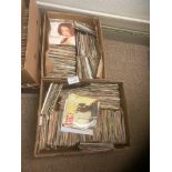 Records : 800+ 7" singles in 2 big banana boxes ro