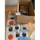 Records : 100+ mostly 1960s 45s - many in original