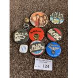 Records : Badges - nice collection of 1980s tin ba