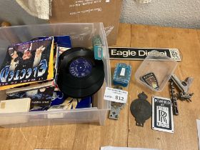 Collectables : Mixed tub inc records, lorry pins,