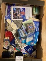Football : Large tray/box of progs, cards, badges,