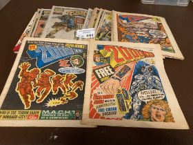 Comics : 2000AD paper style issues includes early