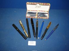 A small quantity of Fountain pens, some having marked 14ct nibs and boxed set of Scripto pens etc.
