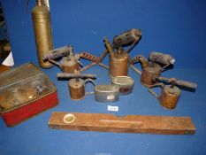 A quantity of Blow Torches including Sievert Stockholm, Primus no 802, Monitor no 132 and 132 A,