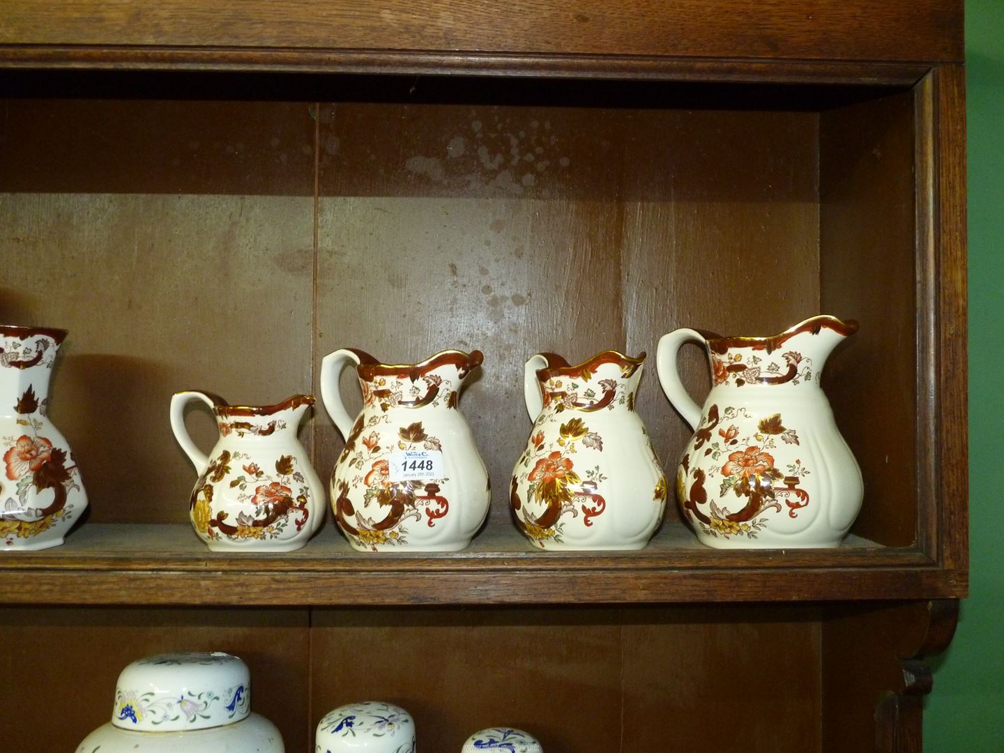 Four graduated Masons Brown Velvet jugs with round bases. - Image 2 of 2