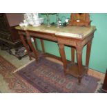 A superb quality Console table having carved and shaped front legs, a fluted frieze,