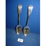 A pair of Silver serving Spoons, London 1825, maker ME (Morris & Michael Emanuel), 156g.