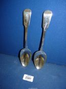 A pair of Silver serving Spoons, London 1825, maker ME (Morris & Michael Emanuel), 156g.