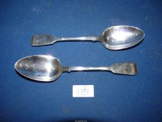 Two Silver serving Spoons, London 1836 and 1842, makers JW and JB. Total weight: 148g.