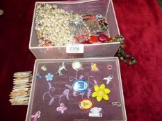 A small quantity of miscellaneous costume jewellery including beads,