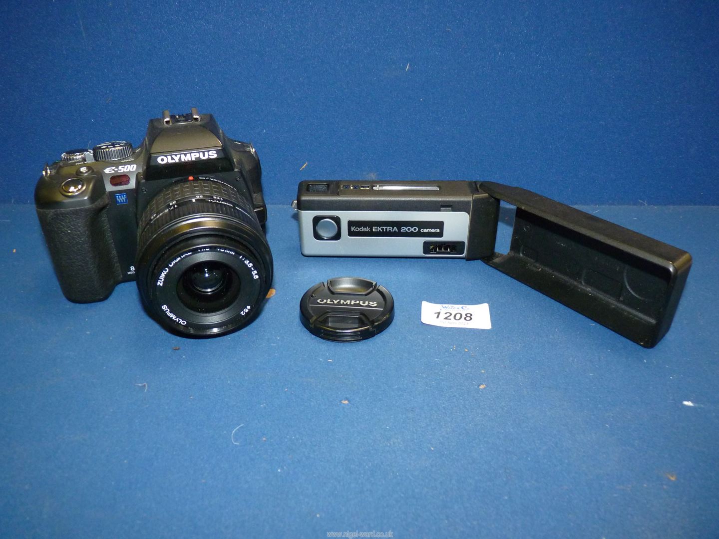 An Olympus E-500 Digital SLR Camera with an Olympus Zuiko Digital 17.5-45mm f/3.5-5. - Image 2 of 2