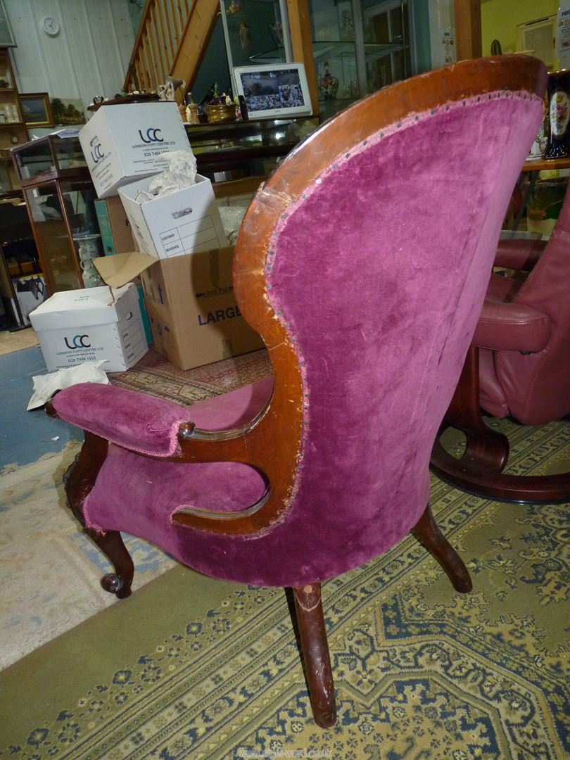 A Mahogany/Walnut framed Victorian button-backed open armed Armchair having art nouveau style - Image 2 of 4