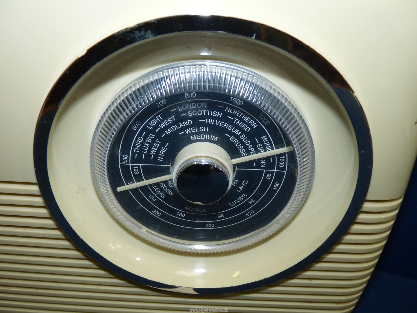 A Bush radio, vintage style. - Image 2 of 2
