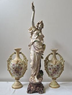 Special April Auction of Miscellaneous Objets d'Art, Collectables, Porcelain, Glass, Antique & Country Furniture