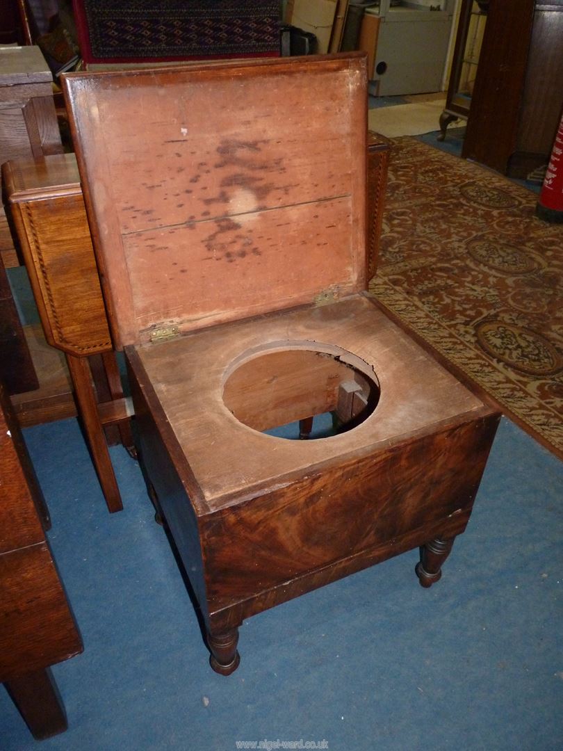 A Mahogany and other woods Box Commode standing on turned legs (unfurnished), - Image 2 of 3