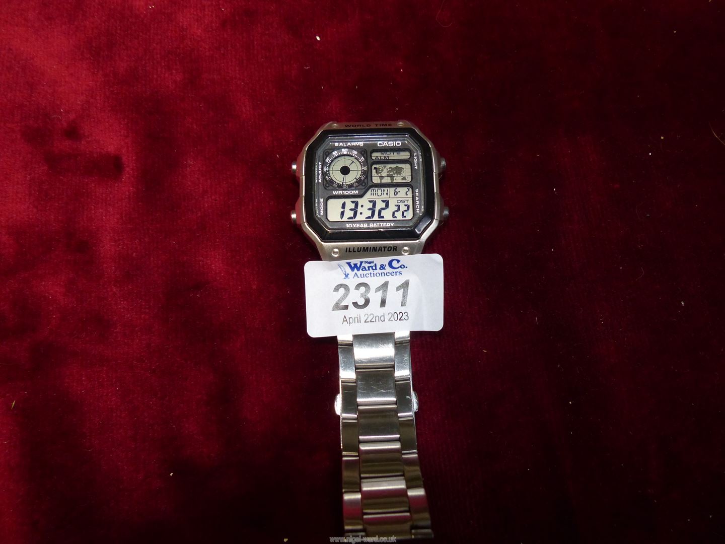 A Casio liquid crystal display World Time Illuminator 10 year battery gentleman's Watch in running