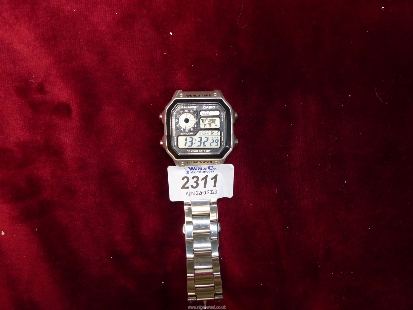 A Casio liquid crystal display World Time Illuminator 10 year battery gentleman's Watch in running - Image 2 of 2