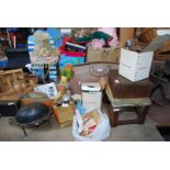 Table lamps, two camping stoves, Electrolux polishing head etc.