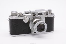 A Circa 1946-1947 Ernst Leitz Wetzlar Leica IIIc 35mm Rangefinder Camera having a Leitz Elmar 5cm