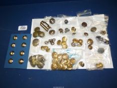 A quantity of mixed Army and Royal Navy buttons, etc.