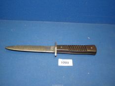 A WWI German fighting knife, no sheath.