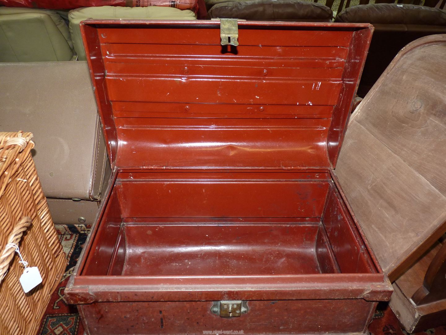 A Victorian travelling trunk, 19 1/2" wide x 12" deep x 13" high. - Image 2 of 2